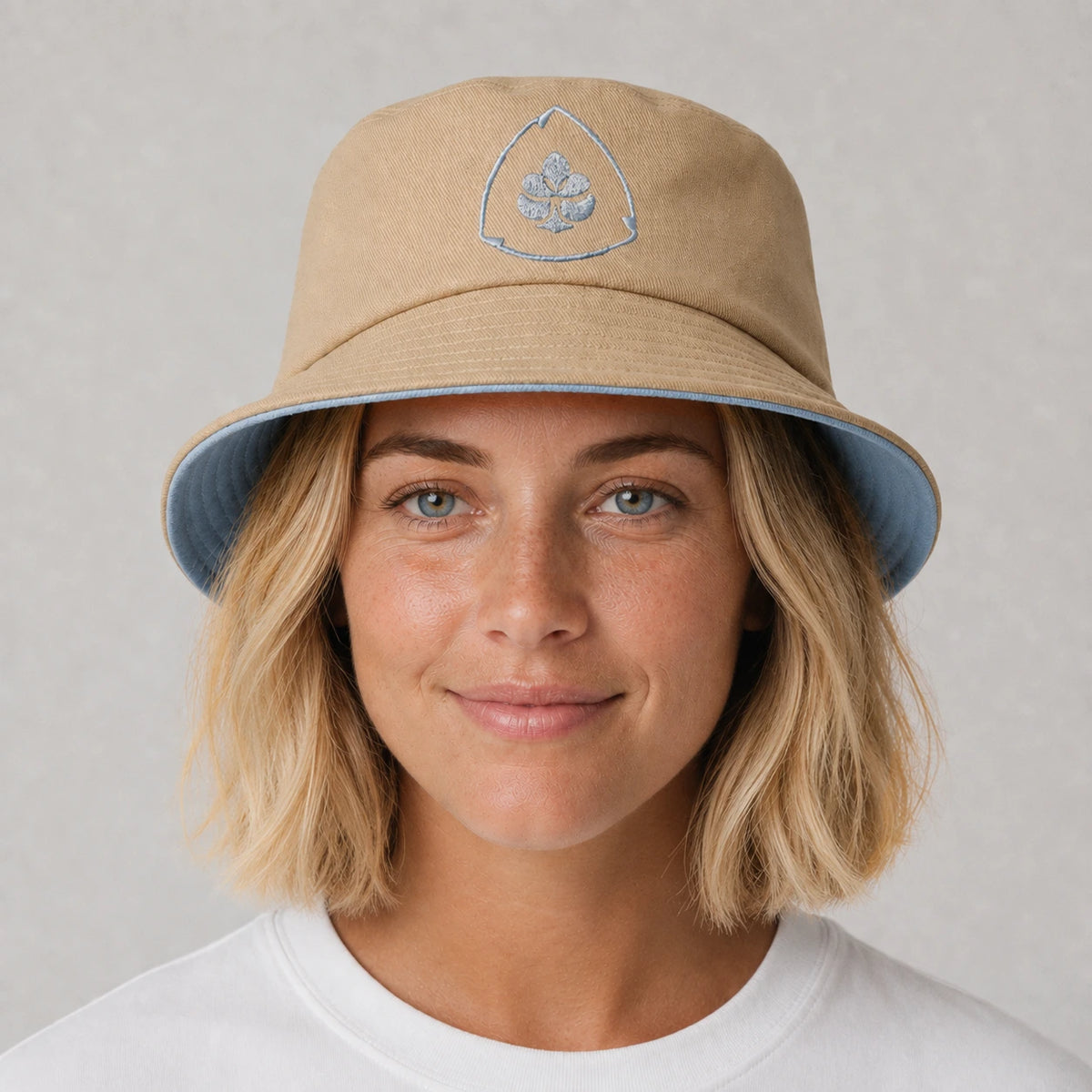 Bucket Hat Caramelo e Azul Feminino