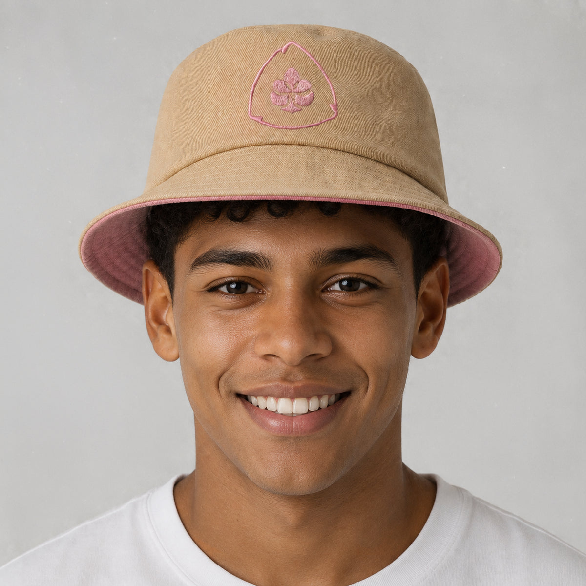 Bucket Hat Caramelo e Rosa