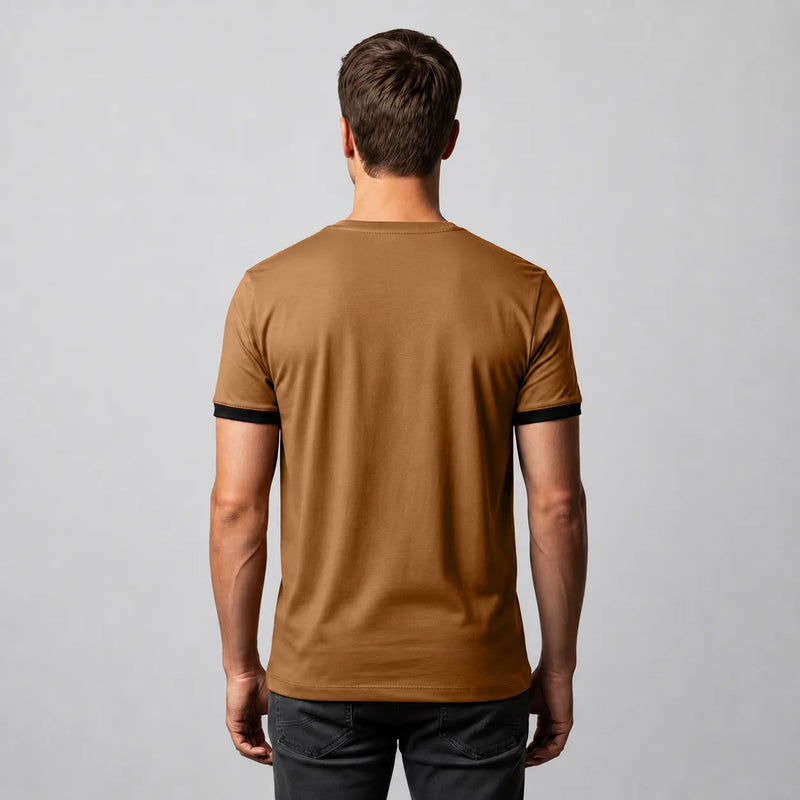 Camiseta com Bolso Caramelo